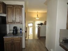 Beautiful, Clean, 3 Bed – 2 Bath - Heated Garage – Main Floor - Photo 3