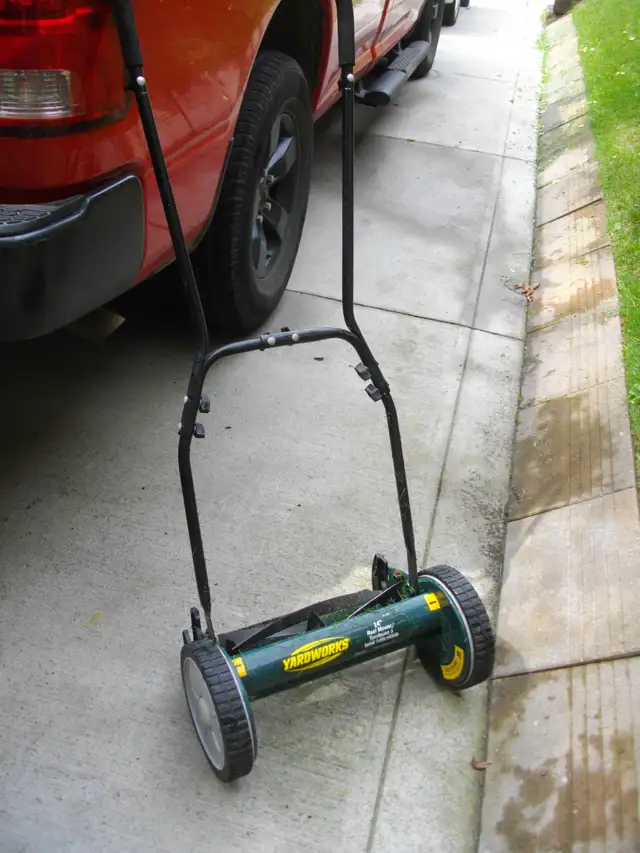 garden works push mower