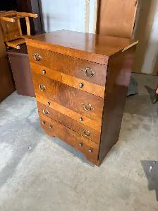 Free delivery used antique Vintage wooden dresser - Photo 3