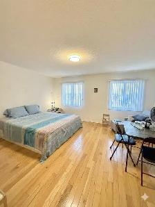 Master bedroom for rent, Sept 1, Eglinton & Kennedy, Mississauga - Photo 2
