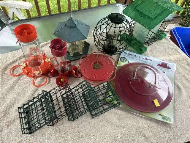 MOVING SALE - For the Birds