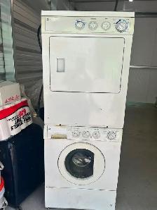 Stackable washer and dryer in working condition