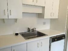Brentwood c-train university Mall close downtown one bedroom - Photo 6