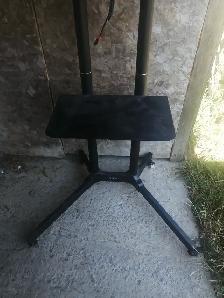TV stand on wheels - Photo 3
