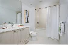 Special Offer Available Beautiful 2-BR Home in North Vancouver - Photo 9