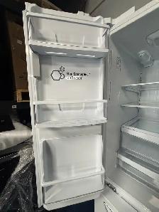 LG "33" White French Door Refrigerator - Photo 3