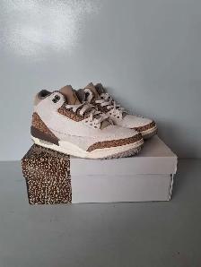 SZ 10 Nike Jordan 3 Retro (31595021)