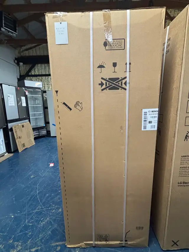 Bosch "32" Stainless Steel Bottom Freezer Refrigerator
