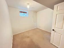 Bayview & Hyw7: 2Bed_2Bath_Seperate Entrance_Laundry_Storage - Photo 8