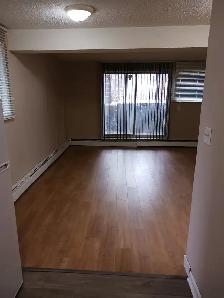 Townhouse style 1BR suite -  5 min to Cda Olympic Park (Bowness) - Photo 2