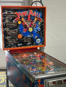 Stern Nine Ball Pinball Machine - Rare, Mostly Working - Photo 3