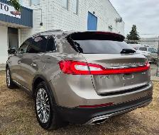 2018 Lincoln MKX Reserve | active title, fully loaded - Photo 3