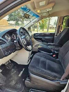 2016 Dodge Grand Caravan SE 3.6L V6 - Photo 5