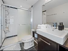 Modern and Spacious 2 Bedroom plus Den Condo Suite - Photo 8