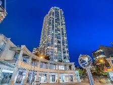 Modern and Spacious 2 Bedroom plus Den Condo Suite - Photo 10