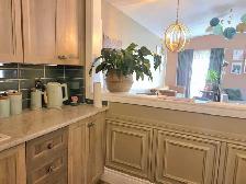 WEST EDMONTON 3 BED 2 BATH TOWNHOUSE w Huge YARD! - Photo 7