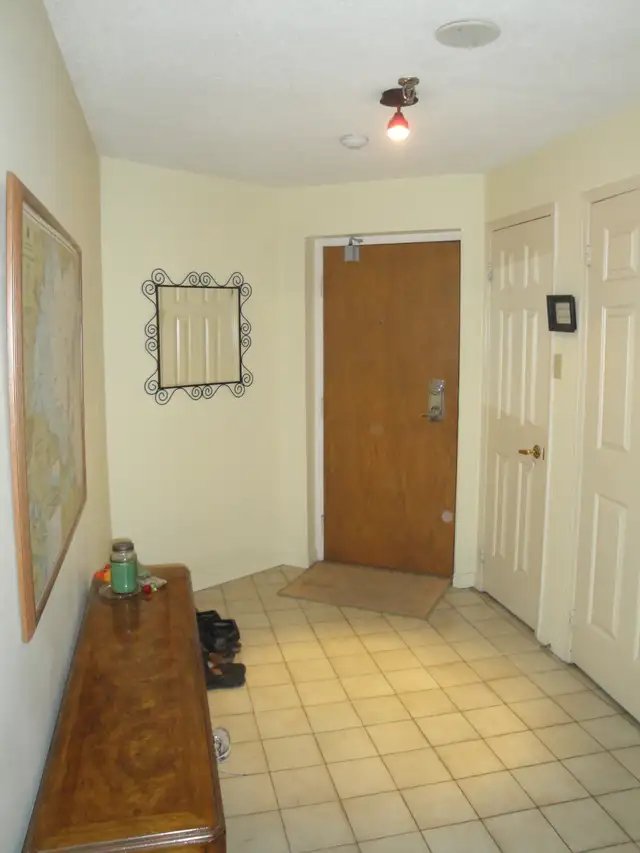 Spacious 1 Bedroom Condo Apartment