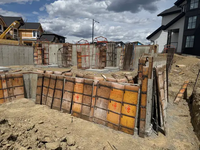 Cribbing/Stripping crew hiring