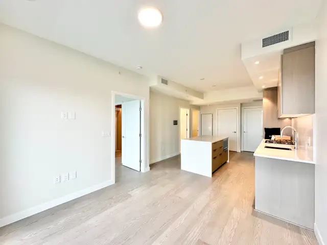 Private Den for Rent at UBC – Wesbrook Village