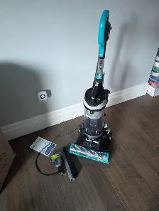 Bissell Cleanview Corded Vacuum Cleaner For Sale - Photo 4
