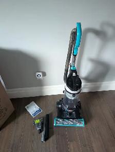 Bissell Cleanview Corded Vacuum Cleaner For Sale - Photo 9