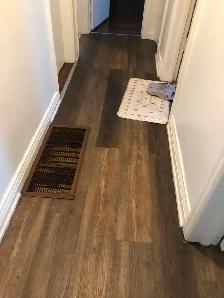 Main Floor Unit 4 Rooms Bungalow House in Scarborough for Rent - Photo 2