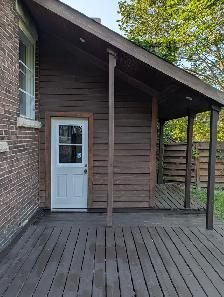 Large Victorian 2 bedroom - Photo 23