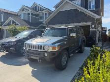 Selling my 2006 Hummer H3 4x4 with low 190,102kms on it