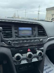 2020 Hyundai Elantra SE - Photo 9