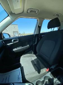 2020 Hyundai Venue Essential - Photo 12
