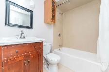 2 bedroom Basement available from 1st Sep @ Hurontario & William - Photo 5