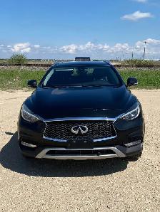 2017 Infiniti QX30 - Photo 3
