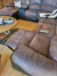 7-Section Couch - Photo 3