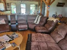 7-Section Couch - Photo 6