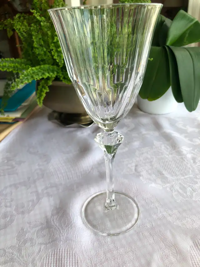 3 Elegant LONG STEM CRYSTAL CHAMPAGNE FLUTE GLASSES