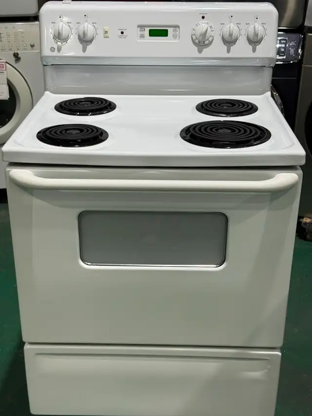 Reconditioned GE Coil Top Stove (S4365) $395 Free Delivery