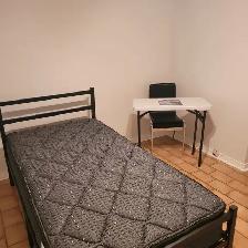 very Clean bright room for rent  , down town  $850 - Photo 5