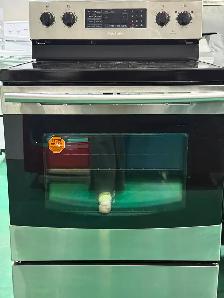 Reconditioned Samsung Glass Top Stove $525 Free Delivery - Photo 2