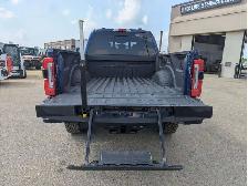 2026 Ford F-350 Platinum - Photo 9