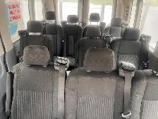 12 passanger Ford Transit - Photo 4