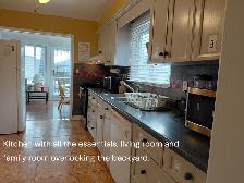 LARGE FURNISHED ROOM FOR STUDENTS. AVAILABLE AUGUST 2026.  CREDI - Photo 5