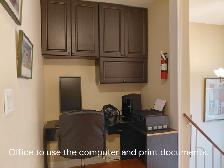 LARGE FURNISHED ROOM FOR STUDENTS. AVAILABLE AUGUST 2026.  CREDI - Photo 7