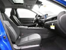 2026 Nissan Sentra SV PREMIUMÂ Package DEMO SALE - SAVE $$ - C - Photo 28