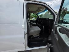 2014 Chevrolet Express RWD 2500 155' - Photo 8