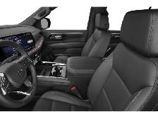 2026 Chevrolet Suburban - Photo 6