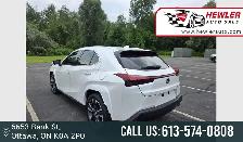 2025 Lexus UX 300h - Photo 4