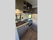 2026 Sunset Park RV Sun Lite 16BH - Photo 5