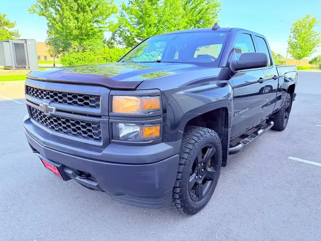 2015 Chevrolet Silverado 4WD Double Cab 143.5'