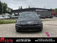 2025 Hyundai Elantra SEL Sport - Photo 2