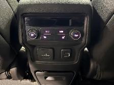 2017 GMC Acadia AWD 4dr Denali - Photo 32